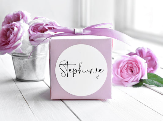 Cute Calligraphy Place Cards - Round Sticker Style